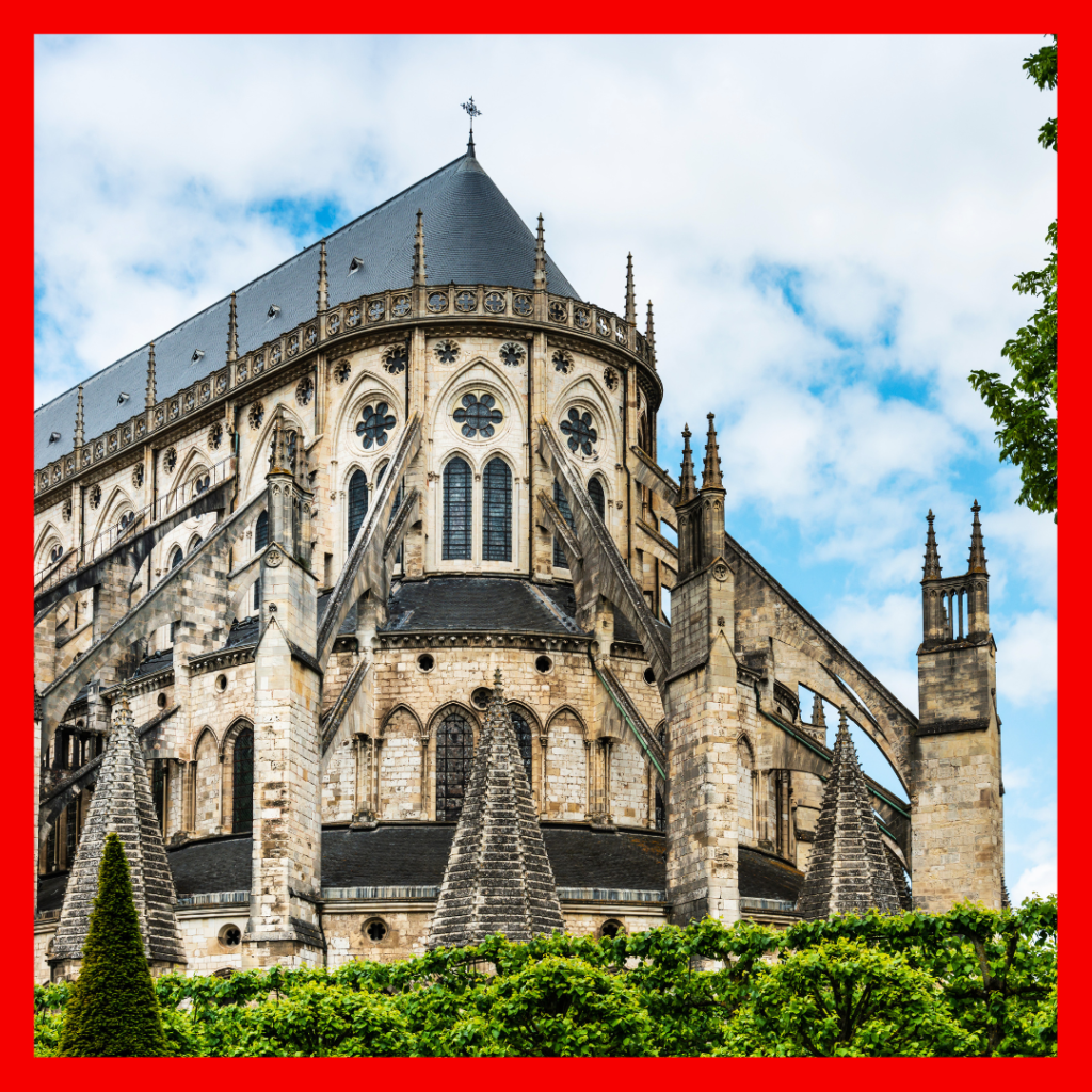 Cathédrale de Bourges, on visite toute l'année - Fun Sport Factory Bourges